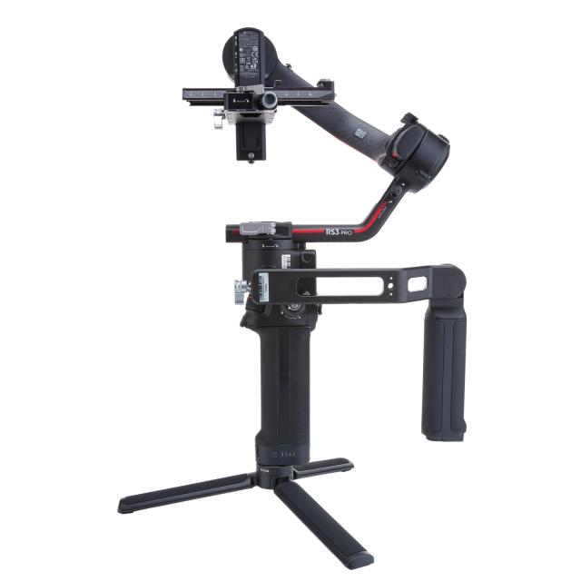 DJI RS3 Pro Combo Set (RS3) | 711rent.com DJI RS3 Pro Combo Set (RS3) | 711rent.com